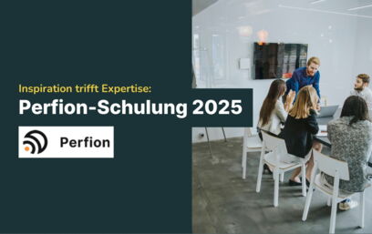 Teammeeting in modernem Konferenzraum mit Fokus auf PIM-Lösungen von Perfion