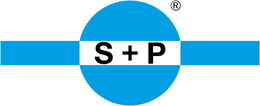 Schäfer und Peters Logo: blauer Kreis mit weißem Balken horizontal durchlaufend, darauf schwarze Buchstaben S + P